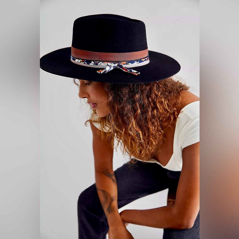Free People-Voughn & Co Black Hat with Brown Band